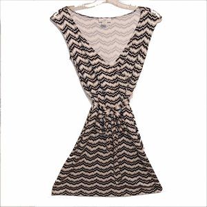 Loft Ann Taylor White and Black Size 4